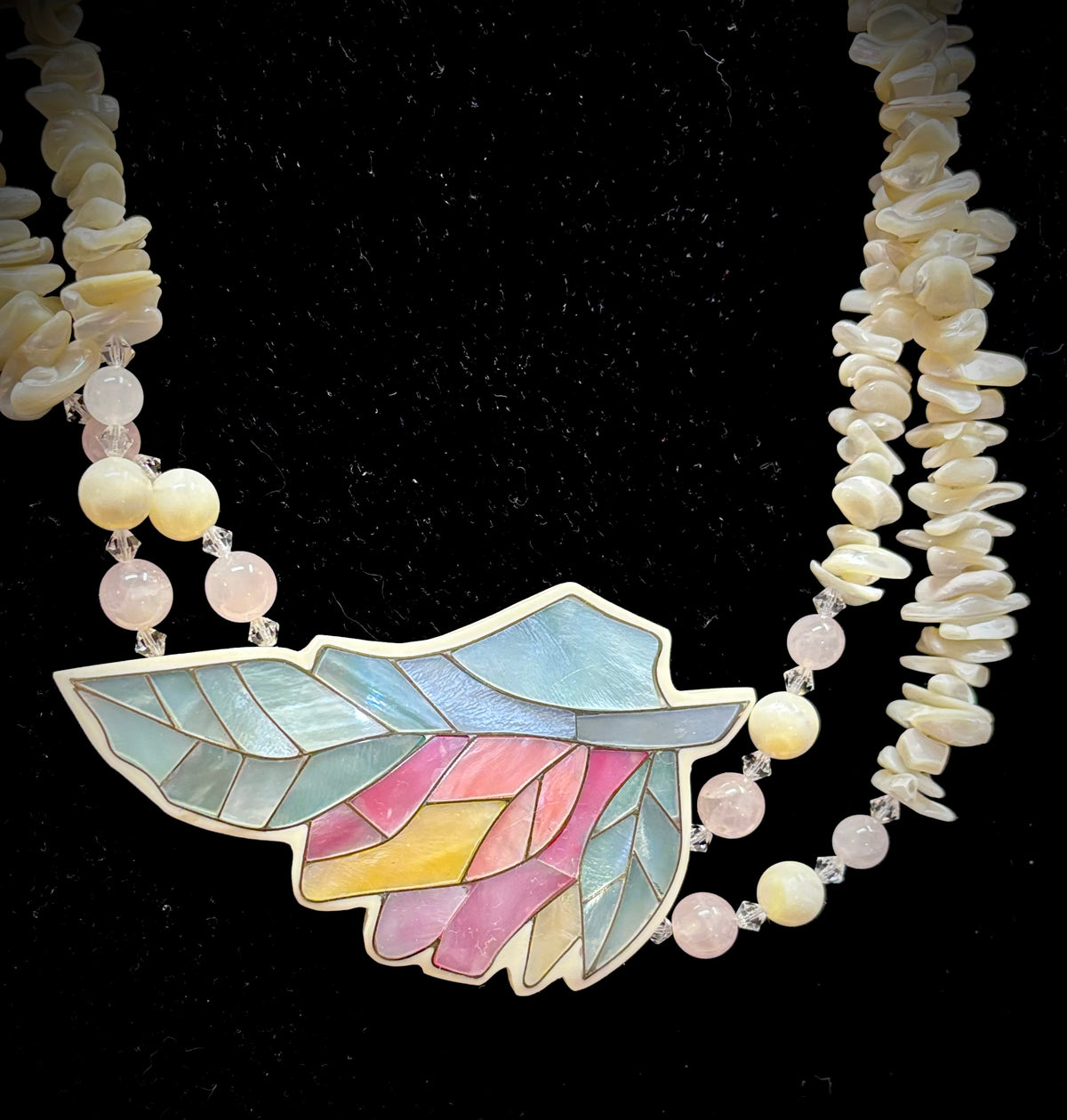 Vintage LEE SANDS Pendant Necklace Tropical Flower Leaf Mosaic Mother Of Pearl